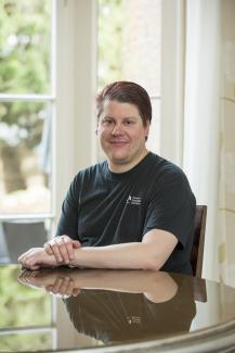 Headshot of Iain Emsley